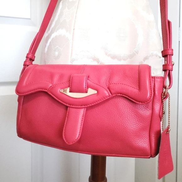 Danier Leather bright coral pink small shoulder crossbody handbag bag pebble - Picture 2 of 16